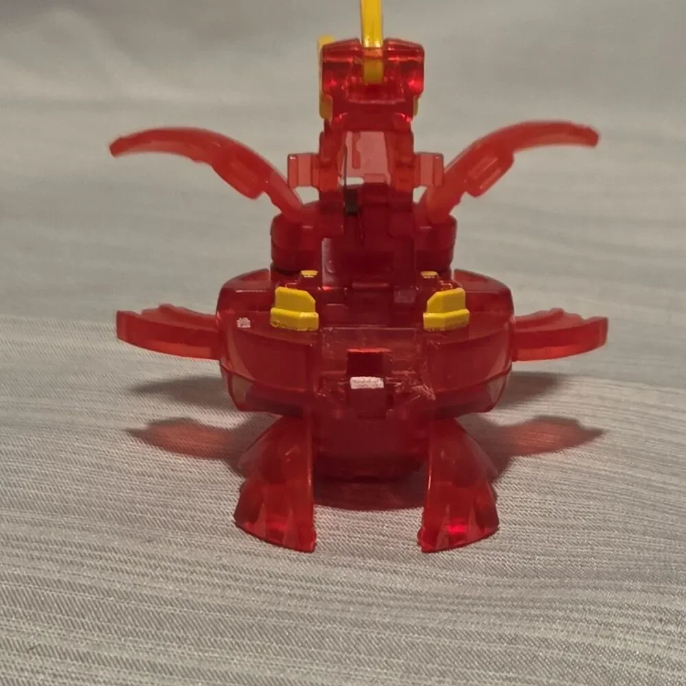 Bakugan Pyrus Translucent Cross Dragonoid 610g